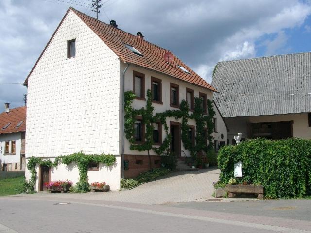 Zucht- Und Ausbildungsstall Rubly Apartment *