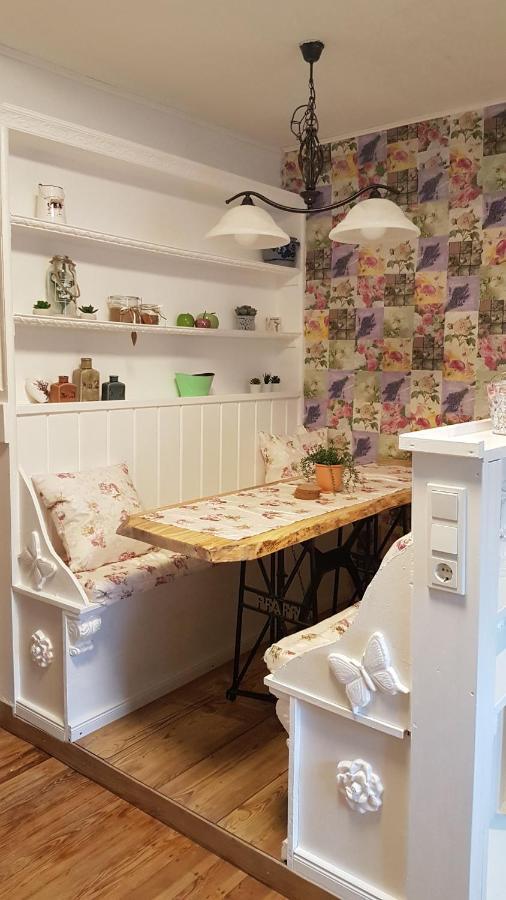 Apartment Zucht- Und Ausbildungsstall Rubly